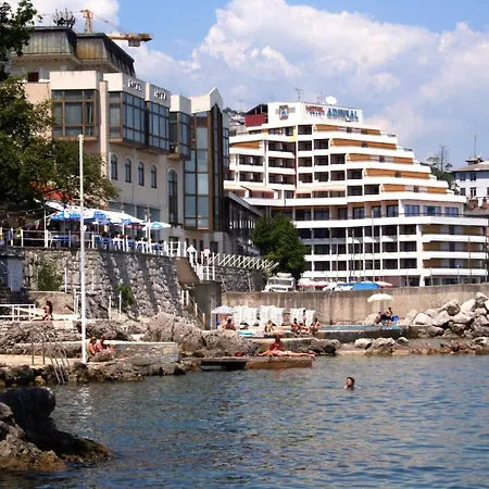 Appartement By The Sea - 7692 Opatija