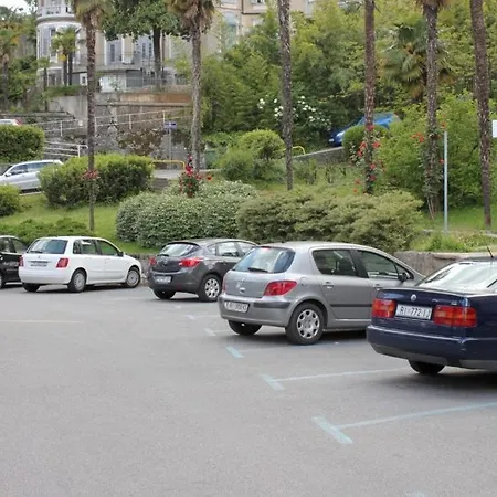 Apartment By The Sea - 7692