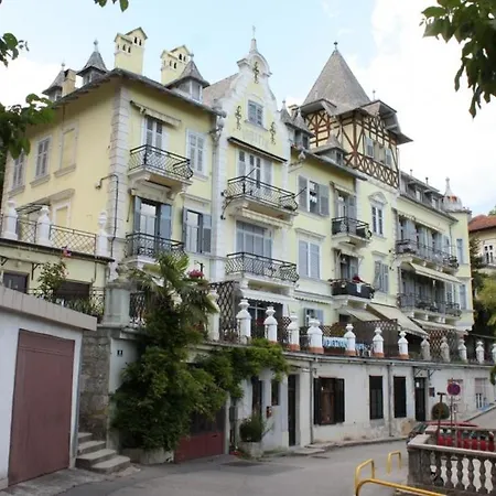 Apartment By The Sea - 7692