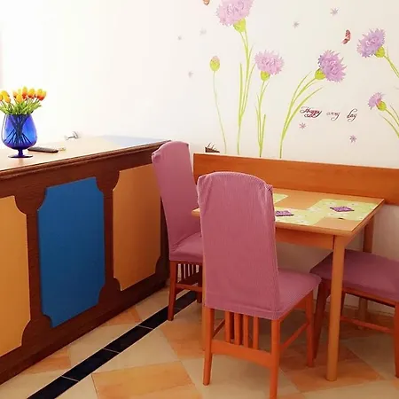 By The Sea - 7692 Apartment